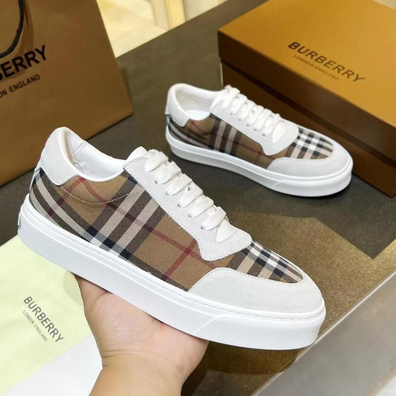 Burberry Low Shoes